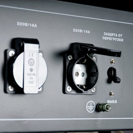 Бензиновый генератор FUBAG BS 3300 A ES с электростартером и коннектором автоматики в Орле фото